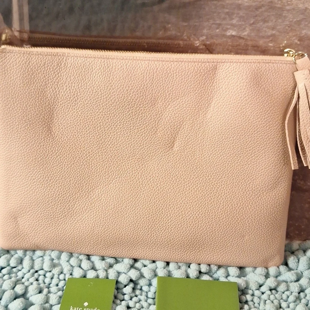 NWT Kate Spade Blush Rose Clutch Bag, WKRU5144 larchmont Avenue Logo